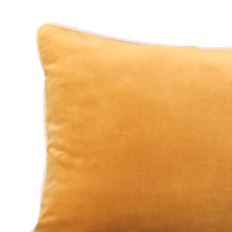 Coussin en velours réversible