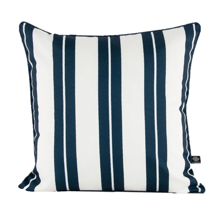 Coussin extérieur à rayures