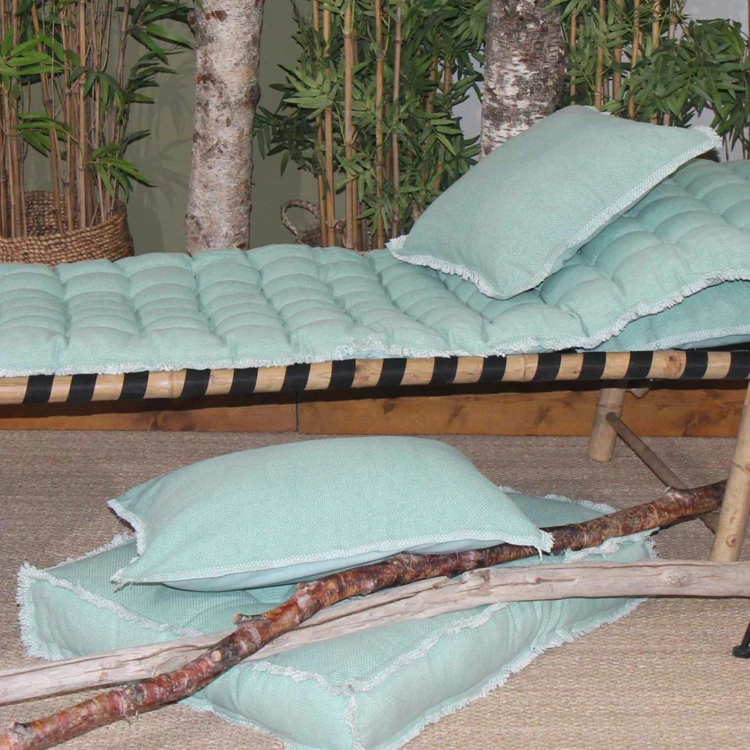 Matelas bain de soleil frangé