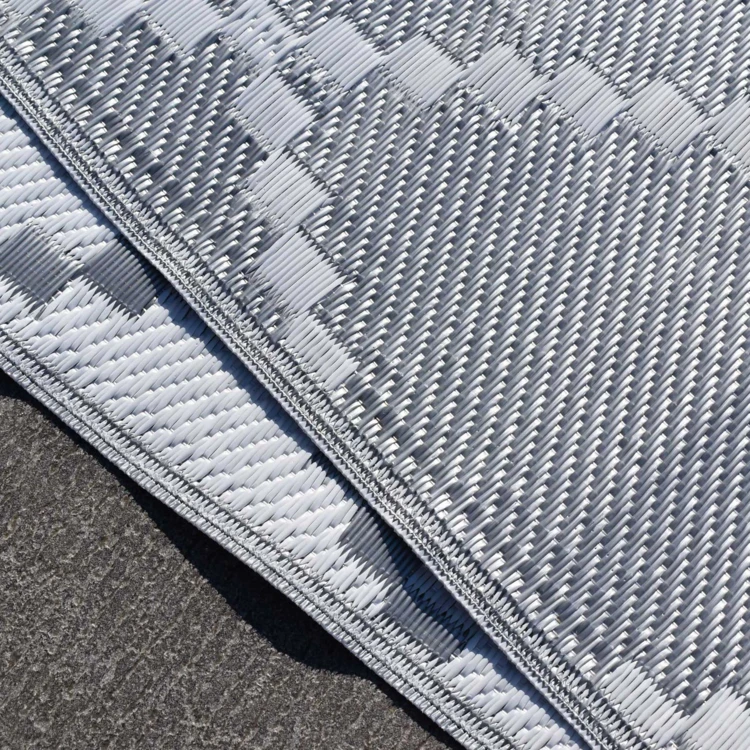 Alfombra outdoor trenzado