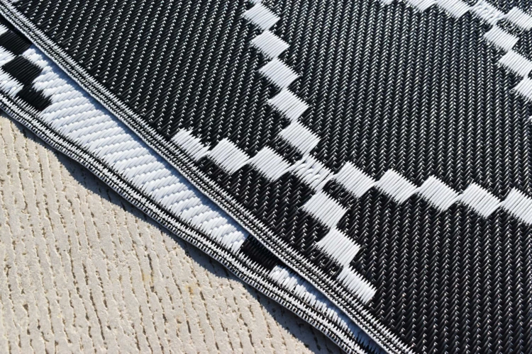 Alfombra outdoor trenzado