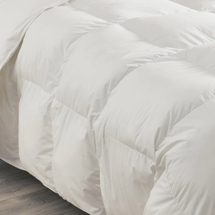 Couette chaude en plumettes et duvet