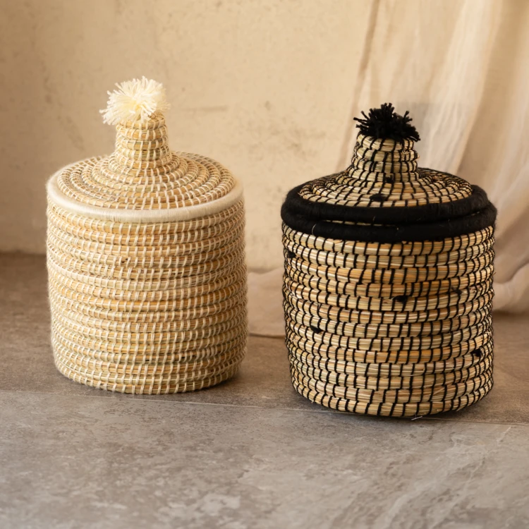 Panier avec couvercle laine