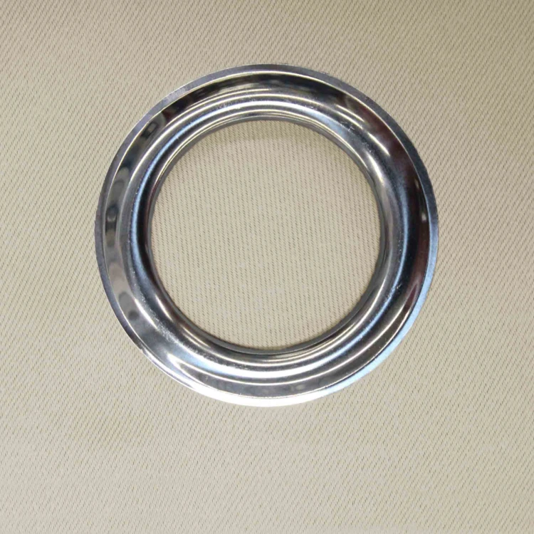 Rideau occultant uni à oeillets