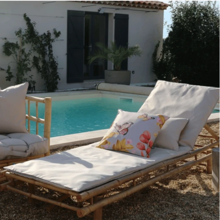 Matelas bain de soleil extérieur
