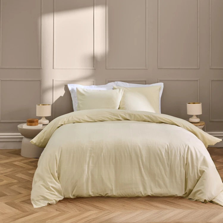Parure de lit en coton lavé motif carreaux jacquard