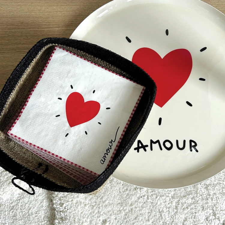 Lot de 20 serviettes papier cœur