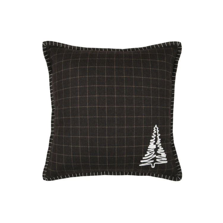 Coussin décoratif carré à carreaux et motif sapin
