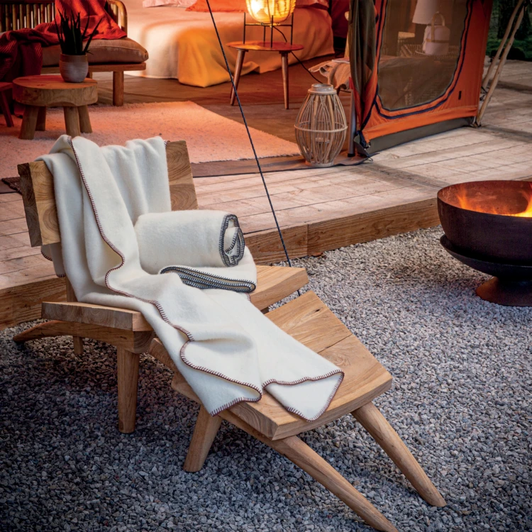 Couverture pure laine vierge naturelle finition point de cheval