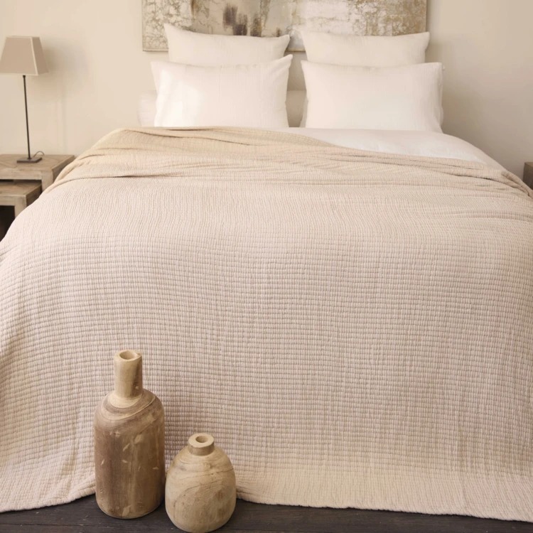 Dessus de lit en coton lavé matelassé boutis