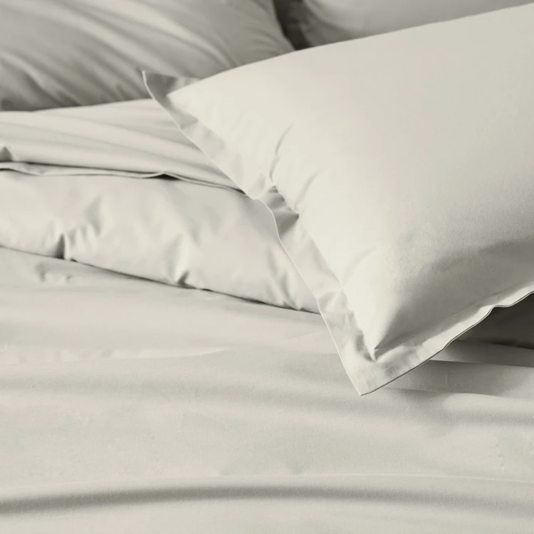 Drap plat piqué uni en percale de coton