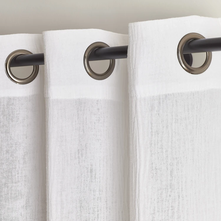 Vorhang aus gesiebter Baumwollgaze mit Ösen