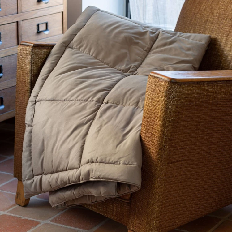Dessus de lit matelassé peau de pêche Oekotex