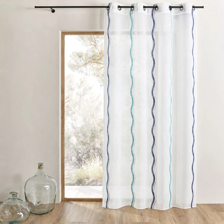 Visillo en jacquard con rayas verticales onduladas
