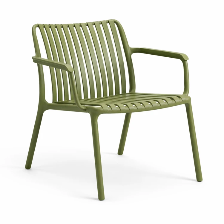 Niedriger Gartensessel