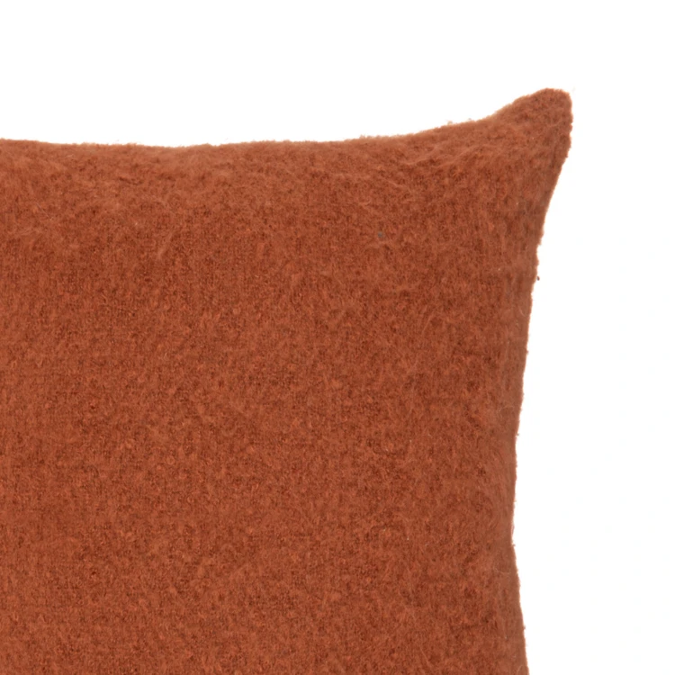 Coussin effet mohair ultra doux