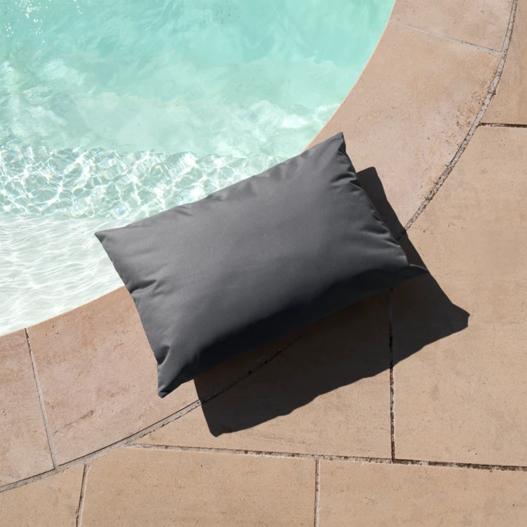 Coussin extérieur imperméable et déhoussable