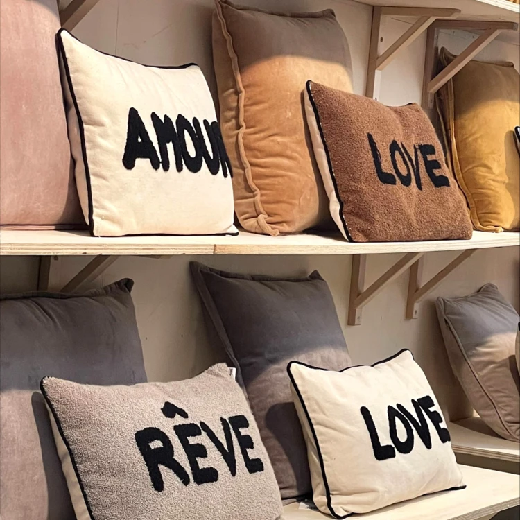 Coussin déhoussable AMOUR