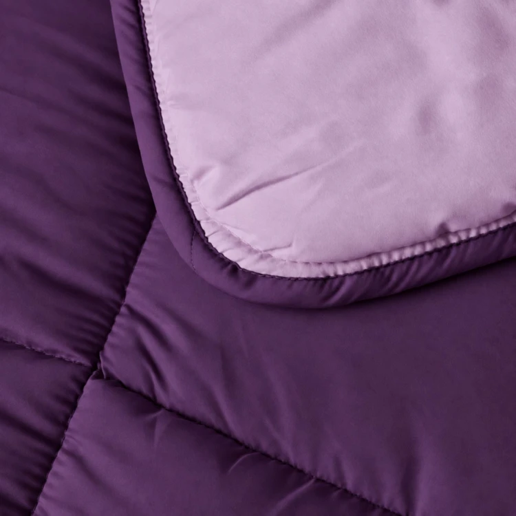Couette chaude microfibre bicolore 400 gr/m2