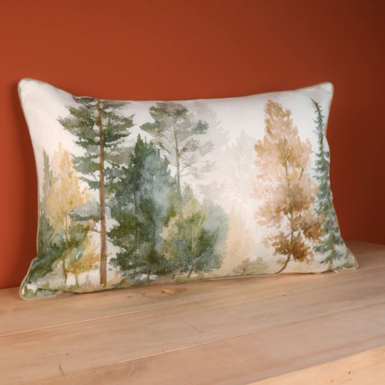 Coussin déhoussable motif aquarelle forêt