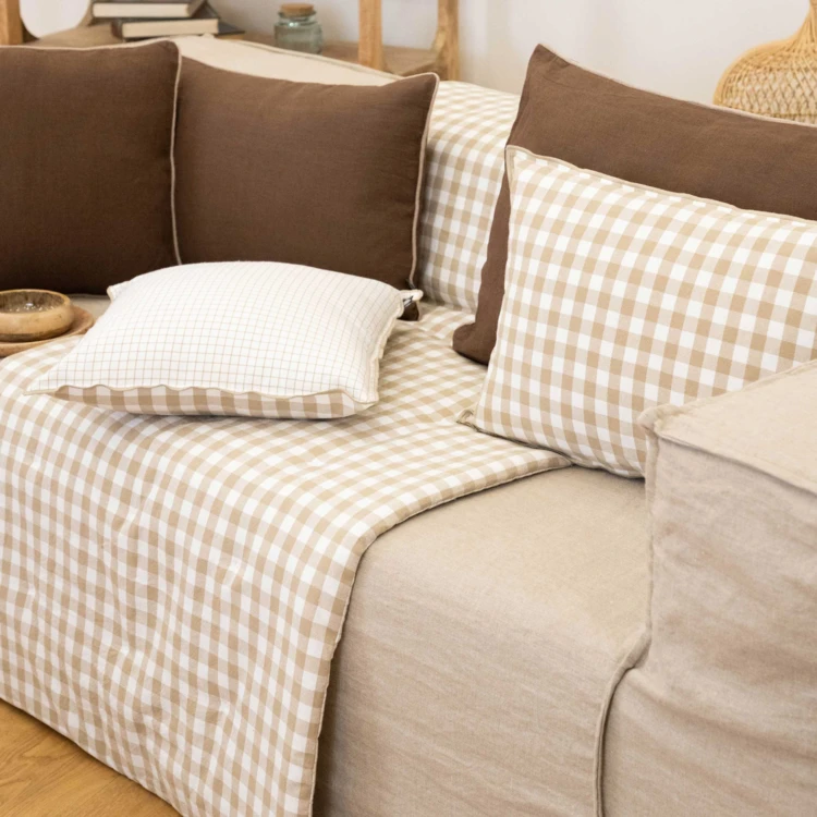 Coussin motif Vichy
