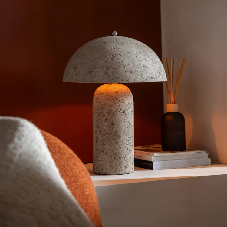 Lampe à poser forme champignon en papier mâché