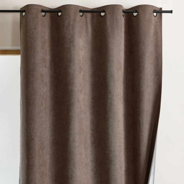 Cortina térmica 100% opaca con ojales y reflector de calor