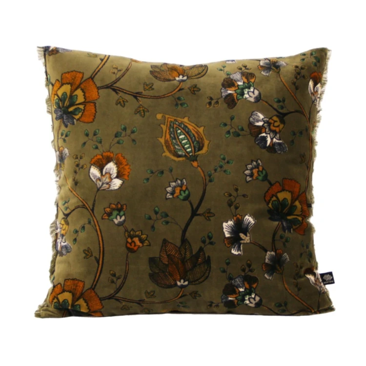 Samtkissen im Vintage-Stil