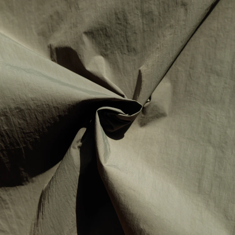 Tissu déperlant uni 100% nylon waterproof