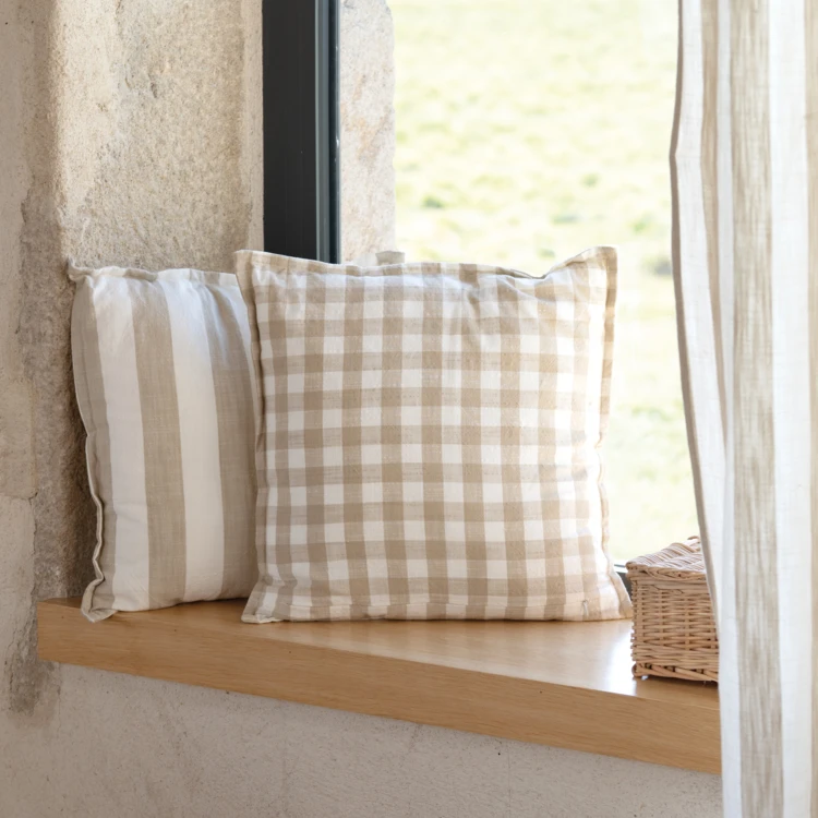 Housse de coussin rayures et vichy en coton flammé