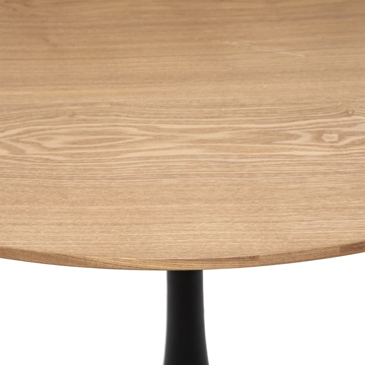 Ronde eettafel met houtlook