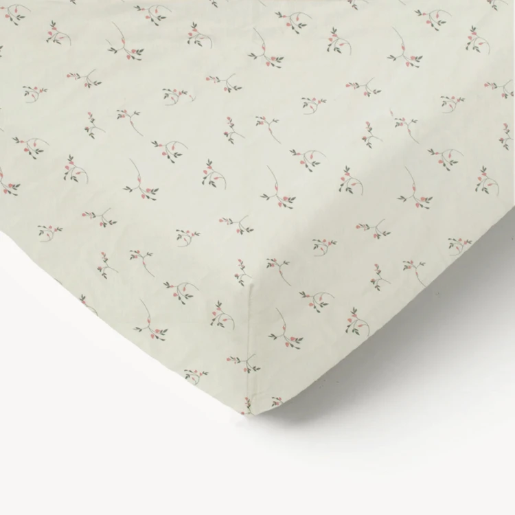 Baby-Spannbetttuch aus 100% Baumwoll-Jersey mit Stretchanteil Blumen