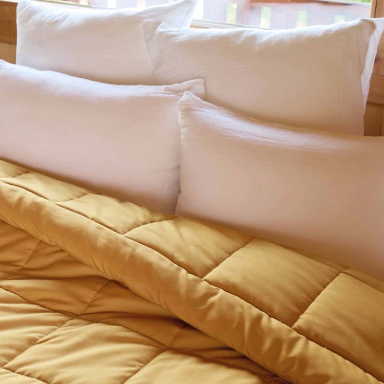 Dessus de lit matelassé peau de pêche Oekotex
