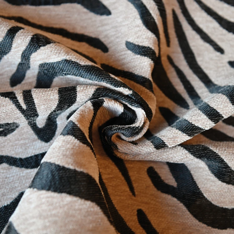 Tissu jacquard chenille motif zèbre