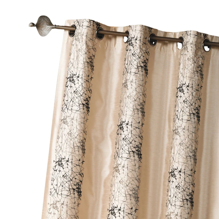 Rideau d'ameublement shantung brodé motif éthnique