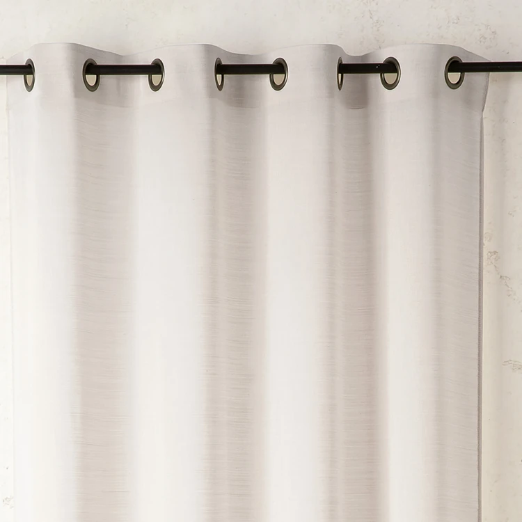 Voilage uni en laine avec oeillets