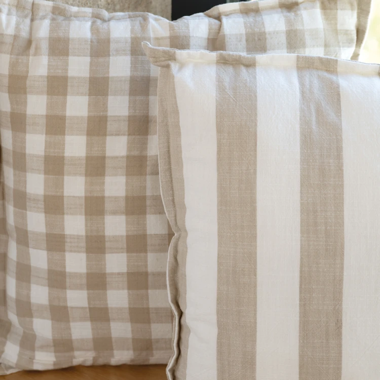 Housse de coussin rayures et vichy en coton flammé