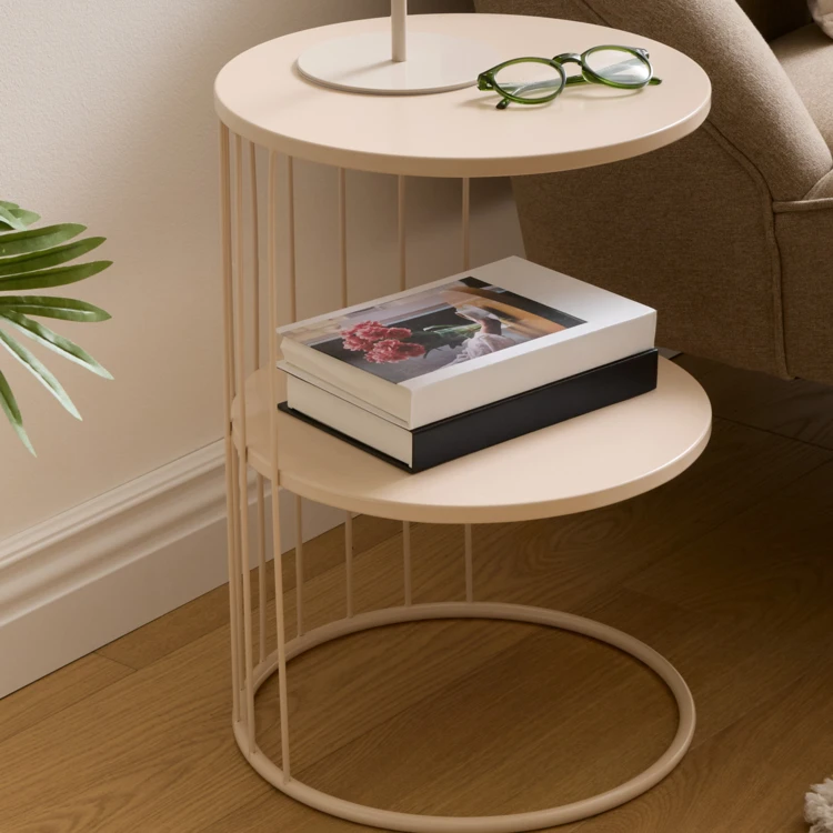 Table de café en métal