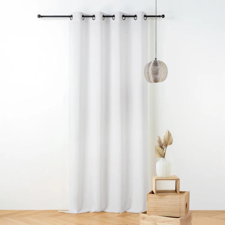 Voilestoff aus Polyester und Baumwolle mit weichem, geschmeidigem Griff