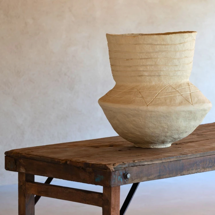 Pot décoratif en papier mâché naturel