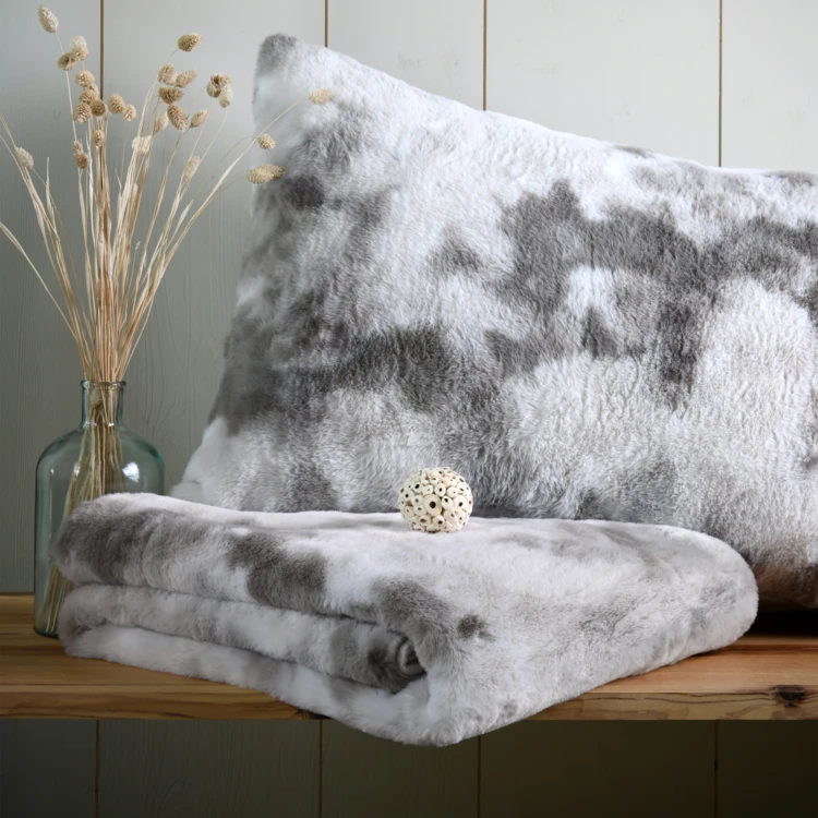 Plaid en fausse fourrure ultra douce