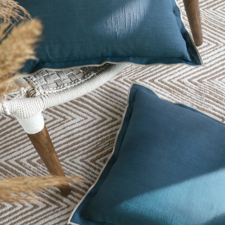 Baumwollkissen mit Textur-Effekt