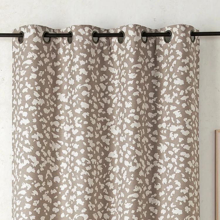 Rideau thermique et phonique obscurcissant jacquard face polaire