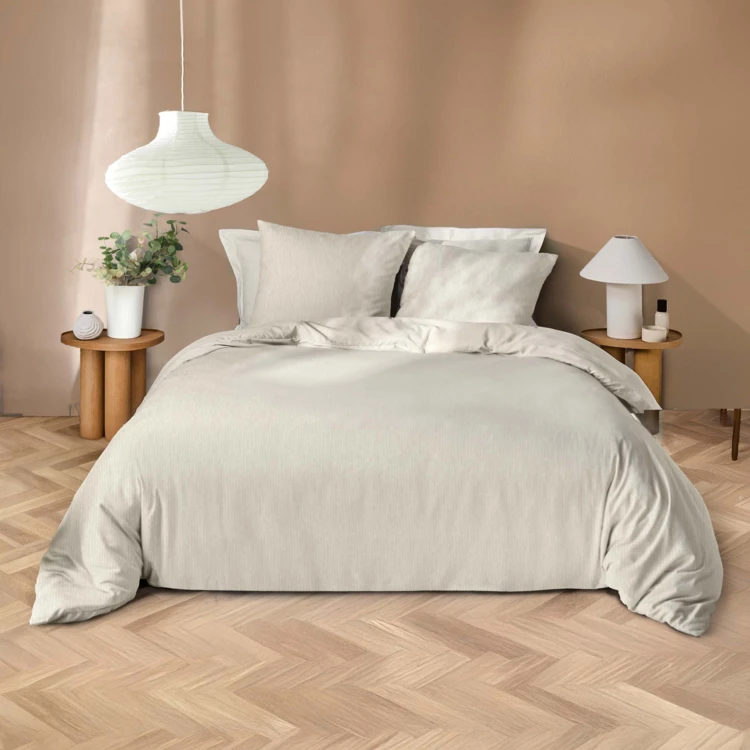 Parure de lit en microfibre flanelle motif fines rayures