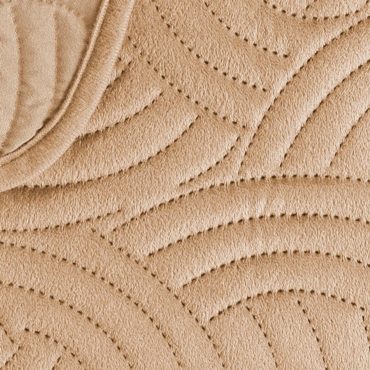 Couvre-lit 3 pièces matelassé velours + deux taies