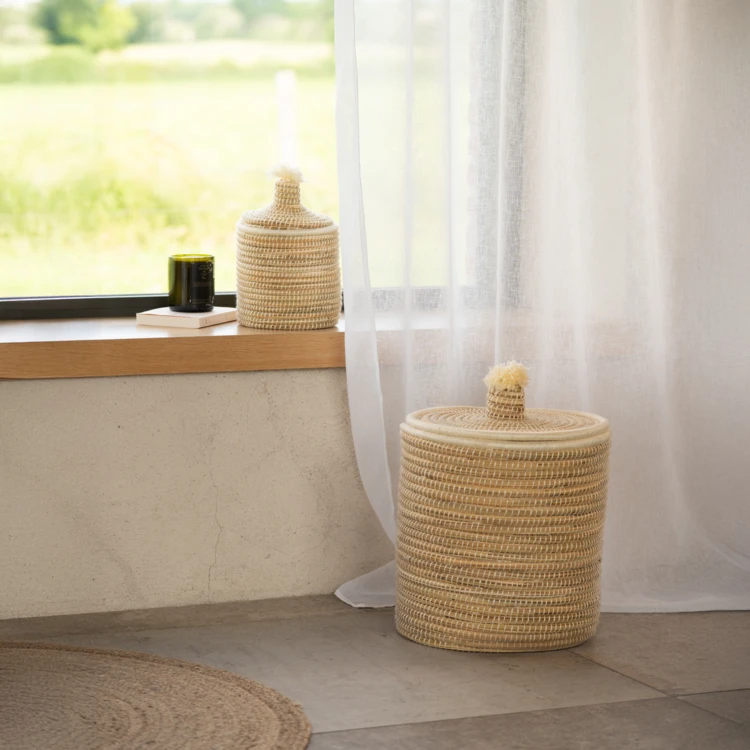 Panier à linge en fibres naturelles et laine