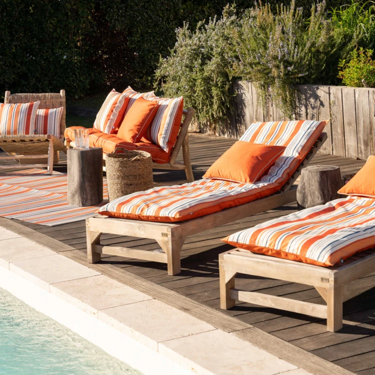 Matelas bain de soleil extérieur rayé