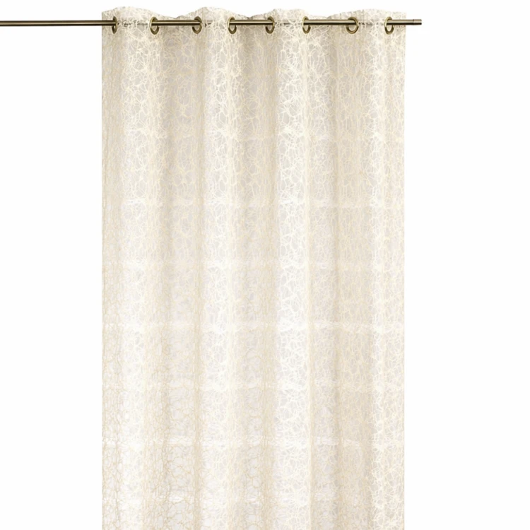 Vorhang aus einem Stricknetz