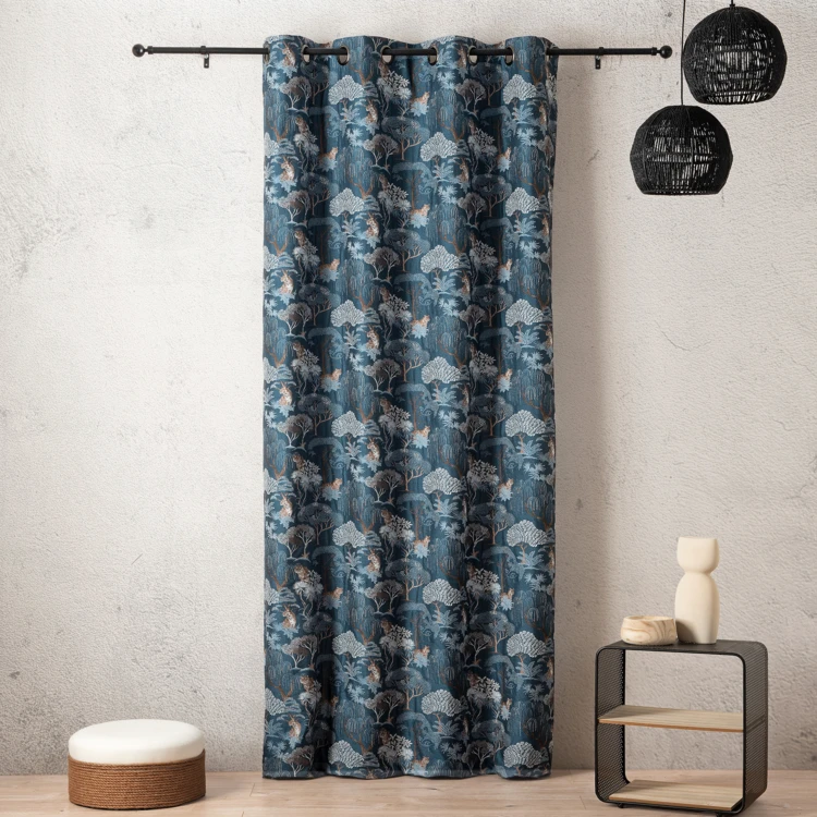 Verdunkelnder Jacquard-Vorhang mit japanisierendem Tigermuster, elegant und exotisch