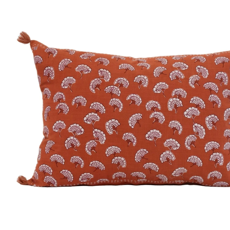 Coussin décoratif imprimé motif floral